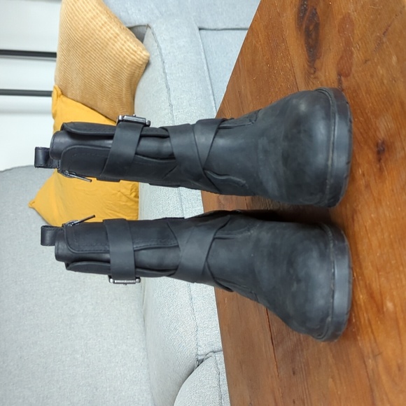 Clark's Leather Moto Boots - Picture 3 of 7